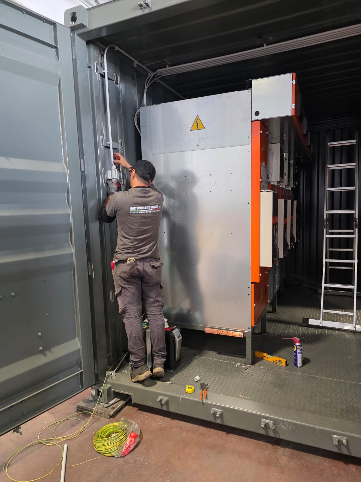 Container predisposto per cabina elettrica MT/BT